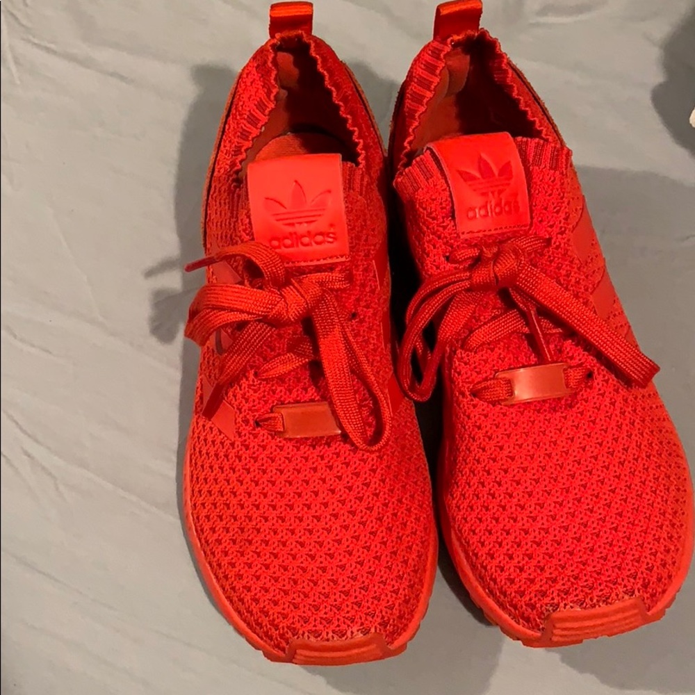 Addidas sneakers